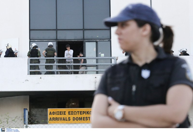 Εκκενώθηκε το Ελληνικό από τους πρόσφυγες -Aντιδράσεις από αλληλέγγυους [εικόνες] | iefimerida.gr 9