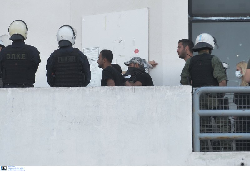 Εκκενώθηκε το Ελληνικό από τους πρόσφυγες -Aντιδράσεις από αλληλέγγυους [εικόνες] | iefimerida.gr 11