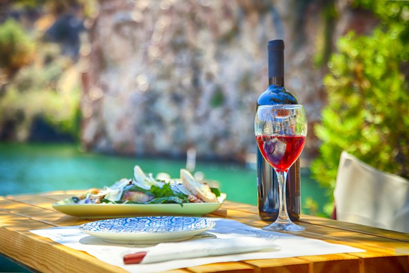 Πες μου τι στιλ διακοπές θες, να σου πω σε ποιο ελληνικό νησί να πας -Αμερικανοί βρήκαν τα 12 καλύτερα [εικόνες] | iefimerida.gr 5