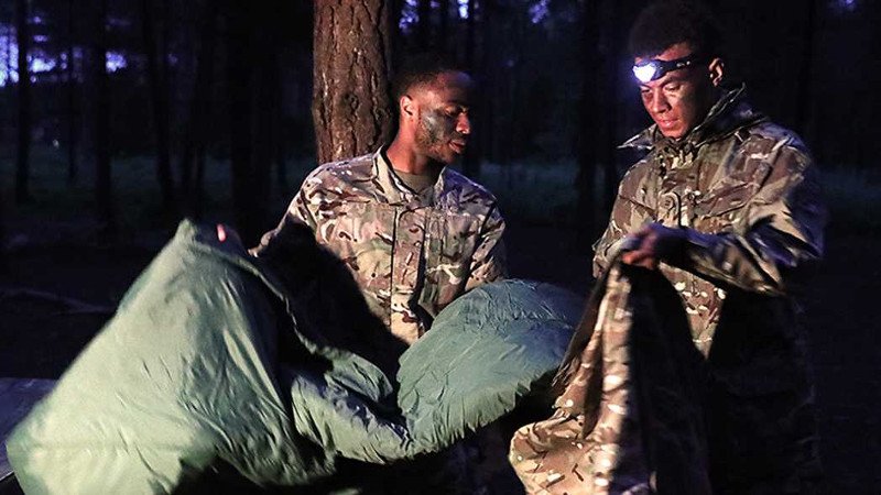 Απίθανη προετοιμασία της εθνικής Αγγλίας -Πέρασαν 48 ώρες με τους πεζοναύτες [εικόνες] | iefimerida.gr 3