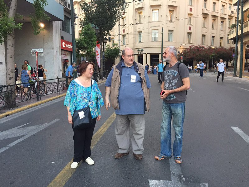 Παρέλαση του Gay Pride έξω από τη Βουλή -Παρόντες Τσακαλώτος, Φίλης, Καρανίκας και Ζωή [εικόνες] | iefimerida.gr 5