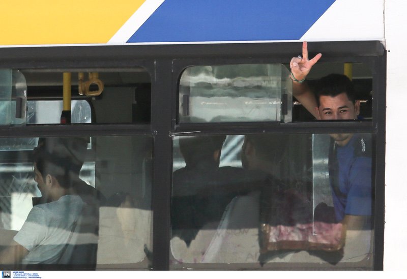 Εκκενώθηκε το Ελληνικό από τους πρόσφυγες -Aντιδράσεις από αλληλέγγυους [εικόνες] | iefimerida.gr 3