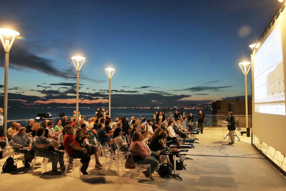 Η ταράτσα του Μεγάρου Μουσικής Θεσσαλονίκης γίνεται θερινό σινεμά [εικόνες]  | iefimerida.gr 2