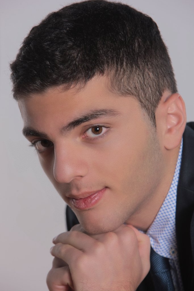 Αρίστευσαν στις Πανελλήνιες -Τα δίδυμα αδέλφια που πέρασαν στο Πολυτεχνείο [εικόνες] | iefimerida.gr 0