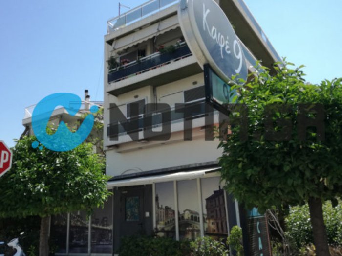 Ντου της ΕΛ.ΑΣ. σε «κλαμπ» παράνομου τζόγου και κοκαΐνης -Στέκι γνωστής τραγουδίστριας | iefimerida.gr 3