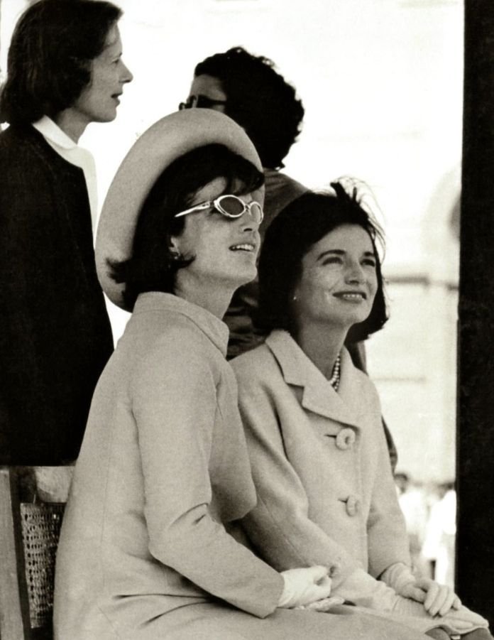 Η ζηλιάρα αδελφή της Τζάκι Κένεντι -Μπουρζουά, άτακτη, φιλόδοξη [εικόνες] | iefimerida.gr 33