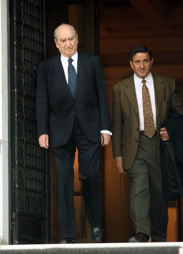 Μανούσος Γρυλλάκης: Ο φύλακας-άγγελος του Κ. Μητσοτάκη ως το τέλος [εικόνες] | iefimerida.gr 8