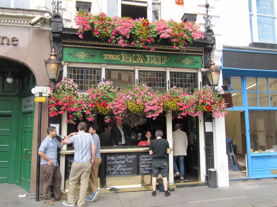 Borough Market -Η ωραιότερη αγορά του Λονδίνου, εκεί που οι τρομοκράτες έμπαιναν στα μαγαζιά με τα μαχαίρια [εικόνες] | iefimerida.gr 14