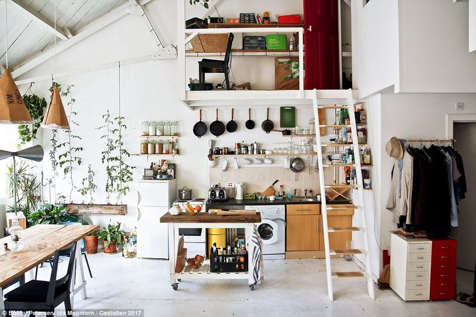 Εκπληκτικά σπίτια ελάχιστων τετραγωνικών -Πώς κατάφεραν και χώρεσαν σε ένα δωμάτιο τα... πάντα! [εικόνες] | iefimerida.gr 5