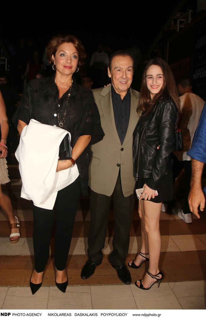 Βοσκόπουλος-Γκερέκου σε νυχτερινό κέντρο μαζί με την κόρη τους -Μια μικρή δεσποινίδα [εικόνες] | iefimerida.gr 2