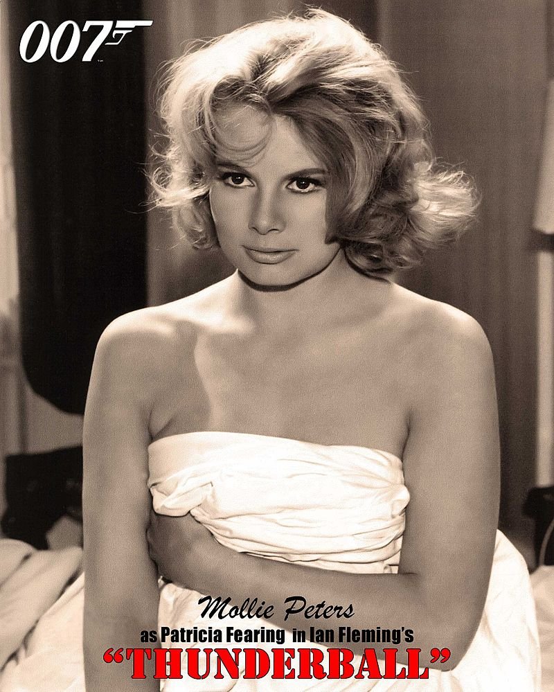 Πέθανε το πρώτο κορίτσι του Τζέιμς Μποντ -Σεξοβόμβα της εποχής [εικόνες]  | iefimerida.gr 3