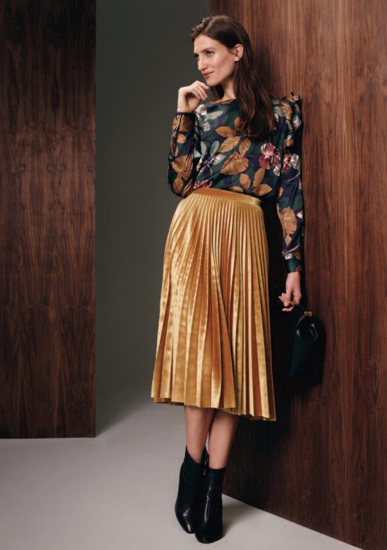 Τα Marks & Spencer θα μας ντύσουν στα φλοράλ και τον ερχόμενο χειμώνα! [εικόνες] | iefimerida.gr 2