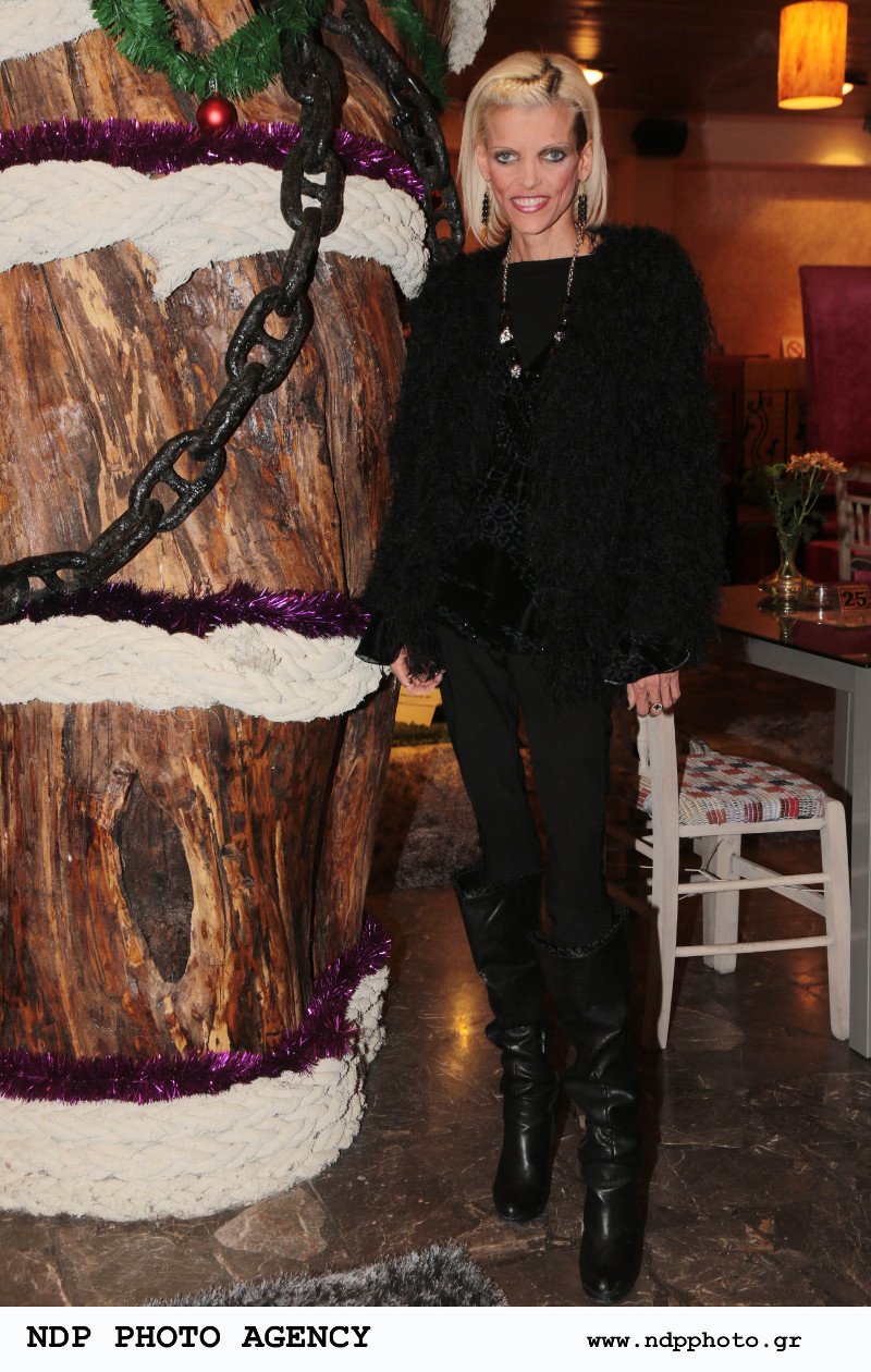 Ποια ήταν η Νανά Καραγιάννη –Η πολύχρονη μάχη με τη νευρική ανορεξία [εικόνες & βίντεο] | iefimerida.gr 5