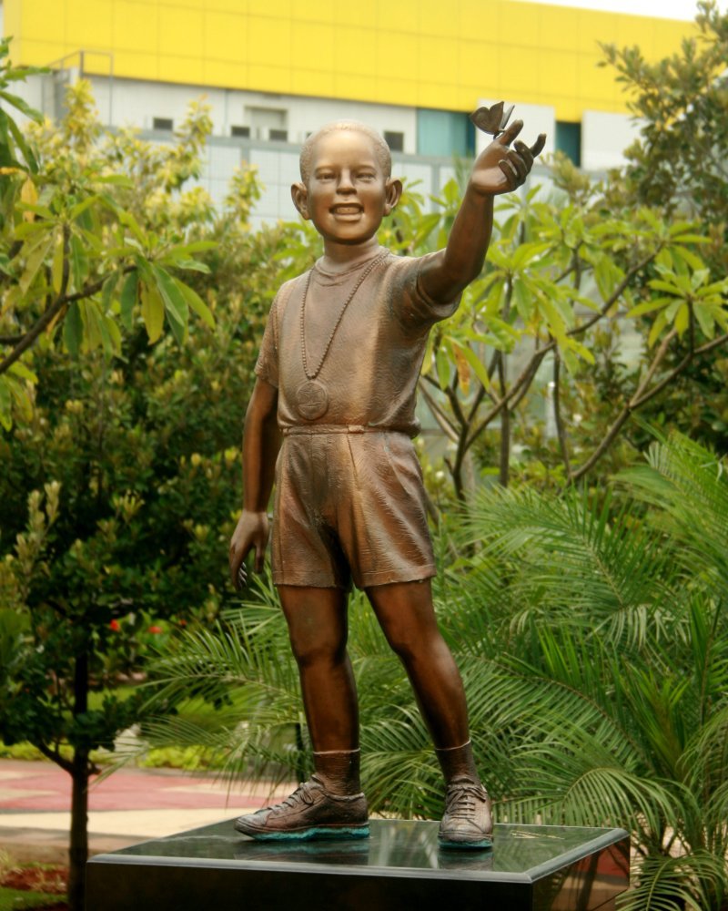 Ο Ομπάμα στο πατρικό του σπίτι στην Ινδονησία -Εζησε εκεί με τη λευκή μητέρα του [εικόνες] | iefimerida.gr 2