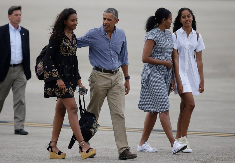 Ανοιχτοχέρηδες οι Ομπάμα -Αγόρασαν τον πύργο που νοίκιαζαν στην Ουάσινγκτον, για 7 εκατ. ευρώ [εικόνες] | iefimerida.gr 7