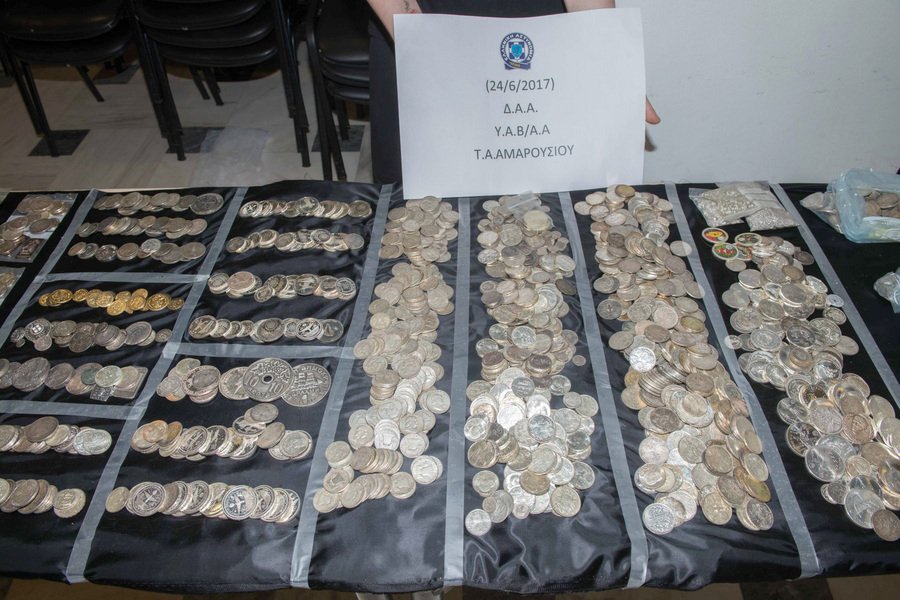 Ο θησαυρός της μαφίας των Ρομά: 700 κιλά χρυσαφικά και αντικείμενα αξίας πάνω από 10 εκατ. ευρώ | iefimerida.gr 2