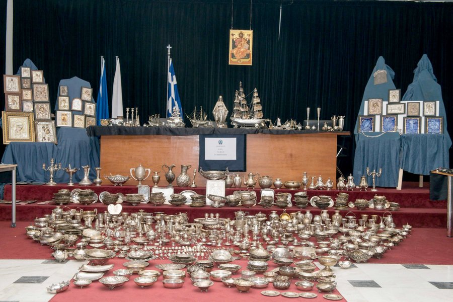 Ο θησαυρός της μαφίας των Ρομά: 700 κιλά χρυσαφικά και αντικείμενα αξίας πάνω από 10 εκατ. ευρώ | iefimerida.gr 3