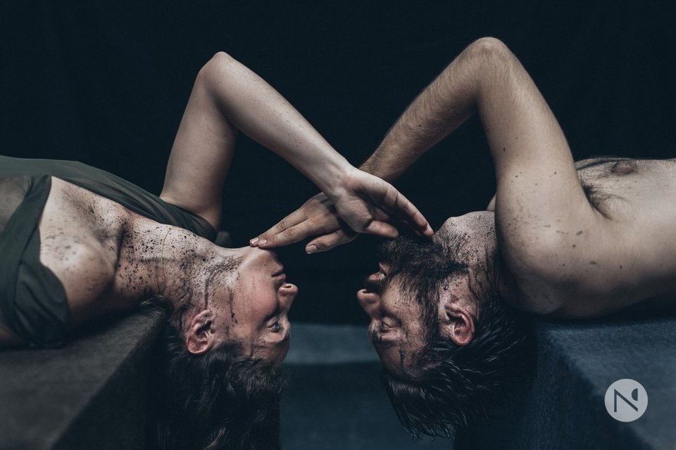 Αγγελιοφόροι από αρχαίες τραγωδίες συναντιούνται επί σκηνής [εικόνες & βίντεο]  | iefimerida.gr 0