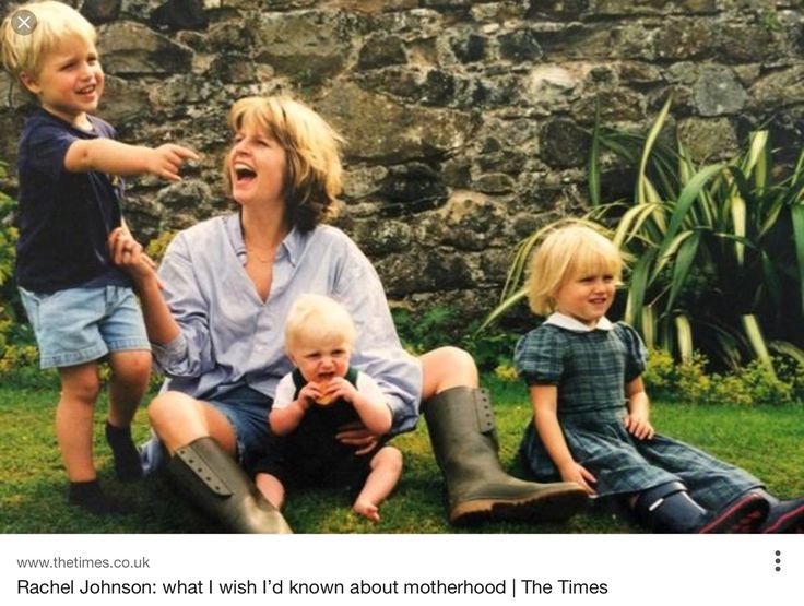 Ράσελ Τζόνσον, η αδελφή του Μπόρις, φανατικά Ευρωπαία, δίνει μάχη κατά του Βrexit [εικόνες] | iefimerida.gr 4