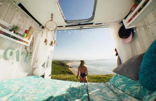 Ζευγάρι αγόρασε βαν, το μετέτρεψε σε σπίτι και ταξιδεύει σε όλο τον κόσμο! [εικόνες] | iefimerida.gr 6