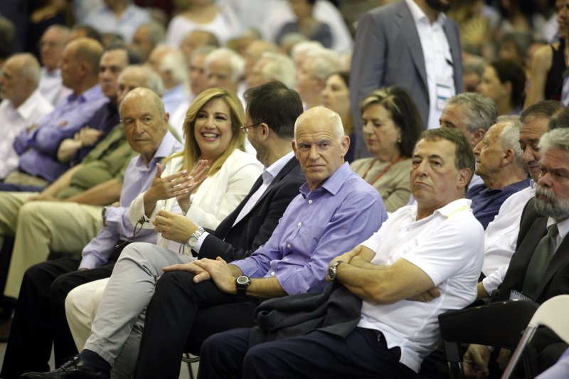 Φώφη στο Συνέδριο:  Εκλογή νέου αρχηγού από τη βάση τον Οκτώβριο του 2017 [εικόνες] | iefimerida.gr 3