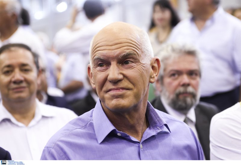 Συνέδριο ΔΗΣΥ: Η Φώφη στα λευκά, ο ΓΑΠ ξυρισμένος, η Βάσω Παπανδρέου με ξανθιά φράντζα [εικόνες]  | iefimerida.gr 12