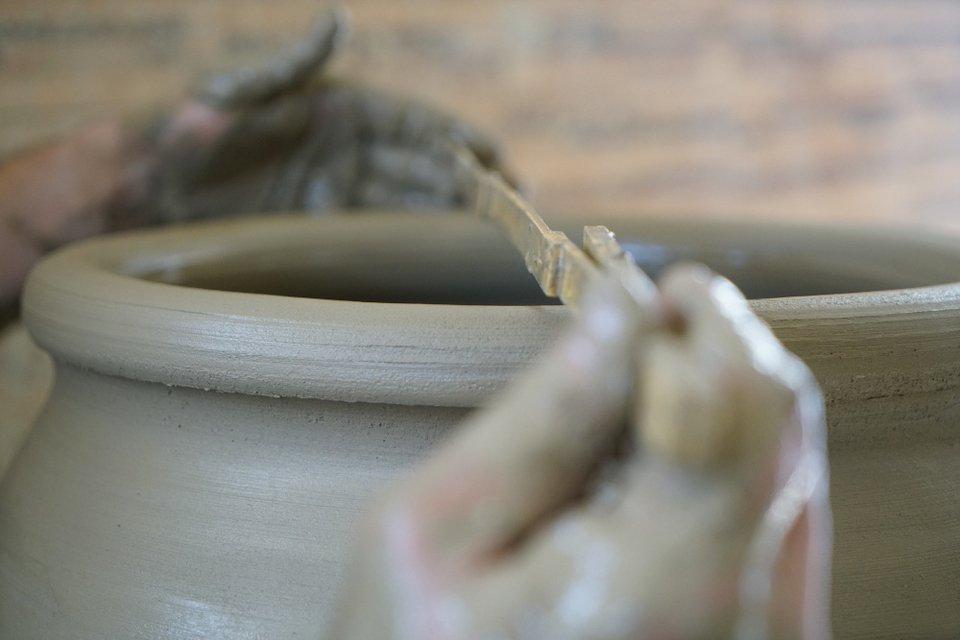 H Δανάη Στράτου κάνει εικαστική παρέμβαση στην Ελευσίνα -Μια απίστευτη συνέντευξη [εικόνες] | iefimerida.gr 2