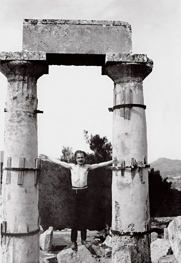 Η Αίγινα του Καζαντζάκη -Καλλιτέχνες εμπνέονται από το καταφύγιό του [εικόνες] | iefimerida.gr 2