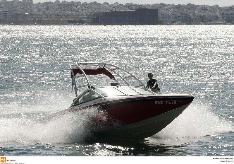 Πώς να απολαύσετε τη θάλασσα με ασφάλεια- Συμβουλές από μια ναυαγοσώστρια | iefimerida.gr 2
