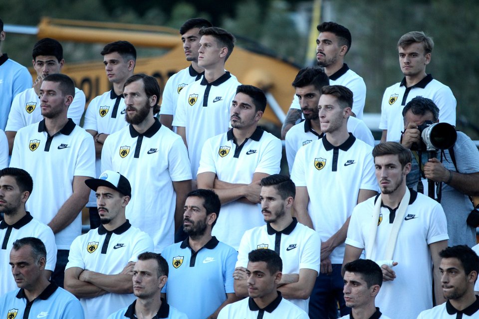 Χιλιάδες φίλοι της ΑΕΚ στον αγιασμό για το νέο γήπεδο [εικόνες] | iefimerida.gr 4