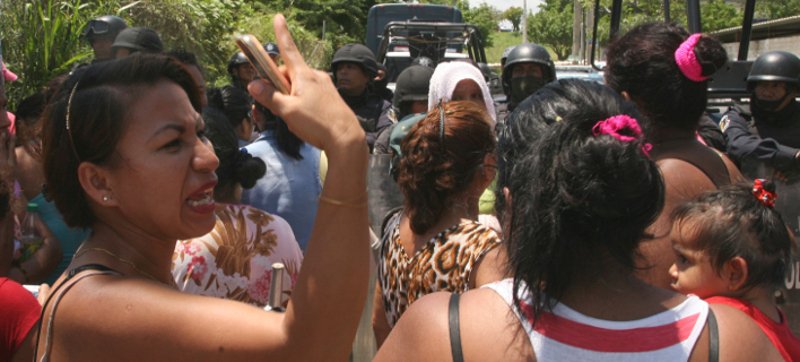 Αγριες συγκρούσεις κρατουμένων σε φυλακές του Ακαπούλκο -28 νεκροί [εικόνες & βίντεο] | iefimerida.gr 5