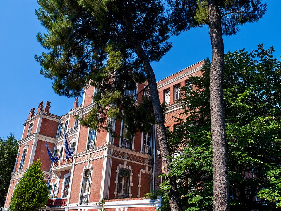 Βίλα Αλλατίνι, ένα κόσμημα με αβέβαιο μέλλον -Η βαριά ιστορία των Εβραίων της Θεσσαλονίκης [εικόνες] | iefimerida.gr 0