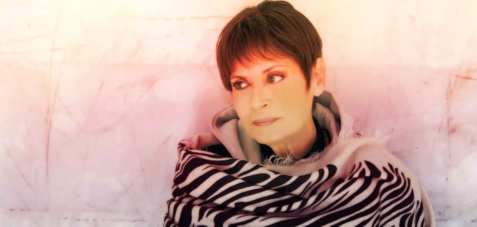 Πώς είναι σήμερα η Πόπη Αστεριάδη -Πανέμορφη, στα 69 της χρόνια [εικόνες] | iefimerida.gr 2