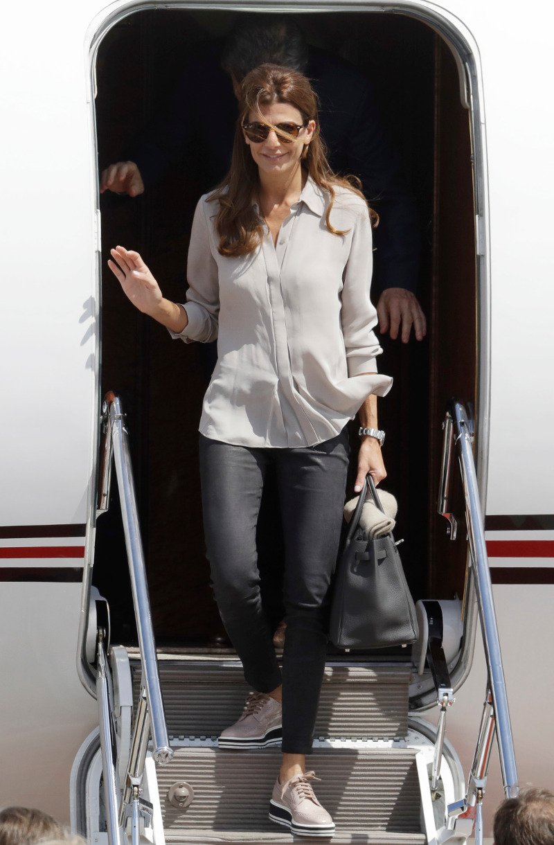 Μελάνια Τραμπ, Μπριζίτ Μακρόν, μια τραγουδίστρια, μια επιχειρηματίας και μια ραδιοφωνική παραγωγός -Οι πιο έλεγκαντ Πρώτες Κυρίες της G20 [εικόνες] | iefimerida.gr 0