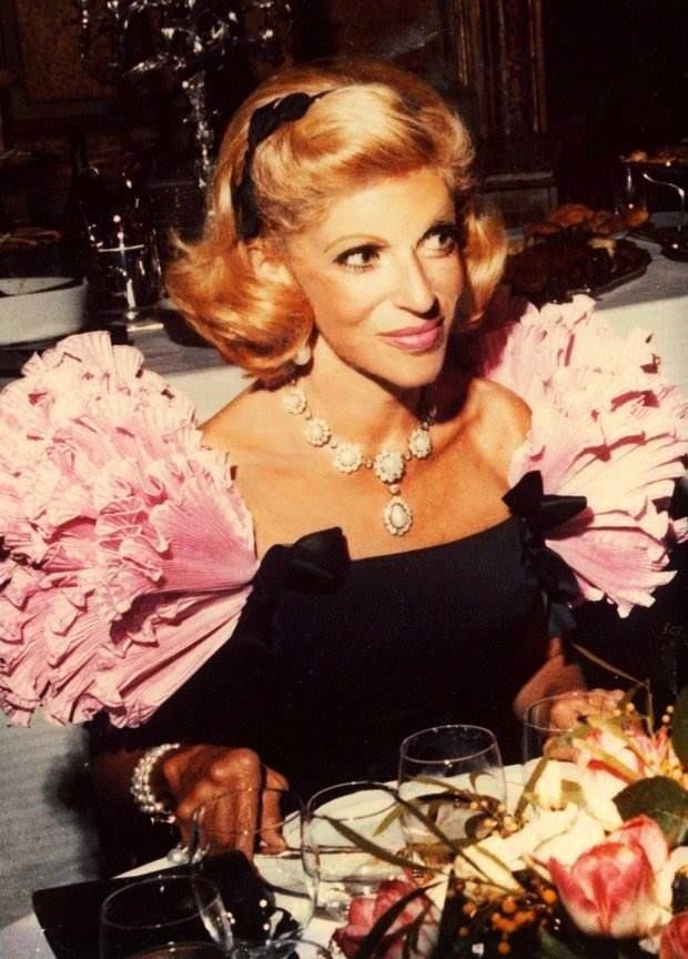 Σουρεαλιστικά, ελιτίστικα και σνομπ -Τα πάρτι των Ρότσιλντ που άφησαν εποχή [εικόνες] | iefimerida.gr 0