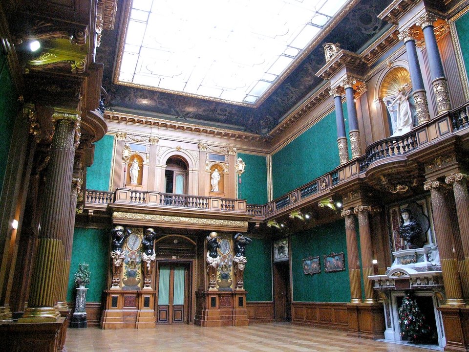 Σουρεαλιστικά, ελιτίστικα και σνομπ -Τα πάρτι των Ρότσιλντ που άφησαν εποχή [εικόνες] | iefimerida.gr 14