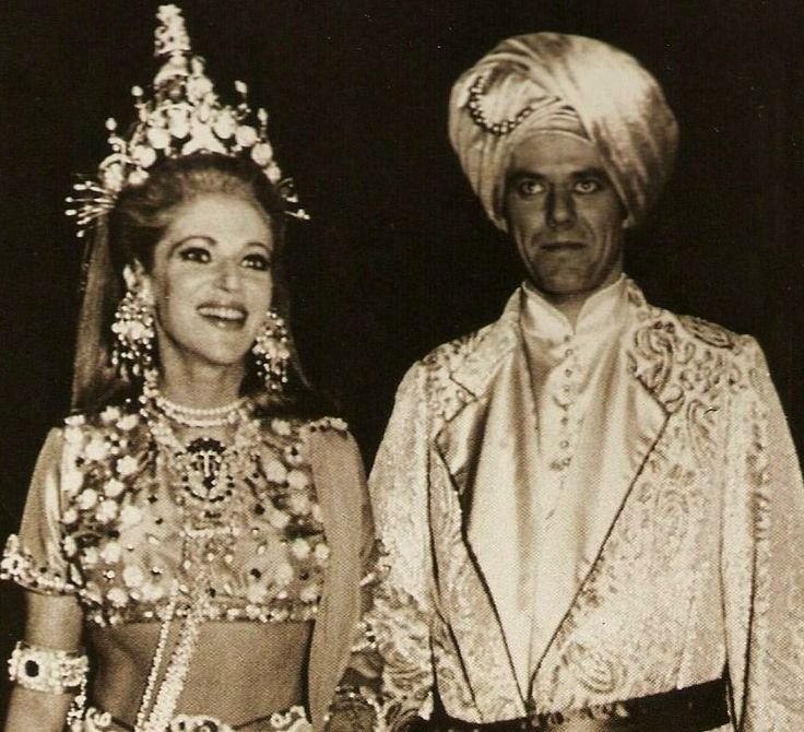 Σουρεαλιστικά, ελιτίστικα και σνομπ -Τα πάρτι των Ρότσιλντ που άφησαν εποχή [εικόνες] | iefimerida.gr 40