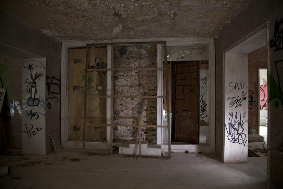 Τι απέγινε η βίλα του Ιόλα στην Αγία Παρασκευή [εικόνες] | iefimerida.gr 1