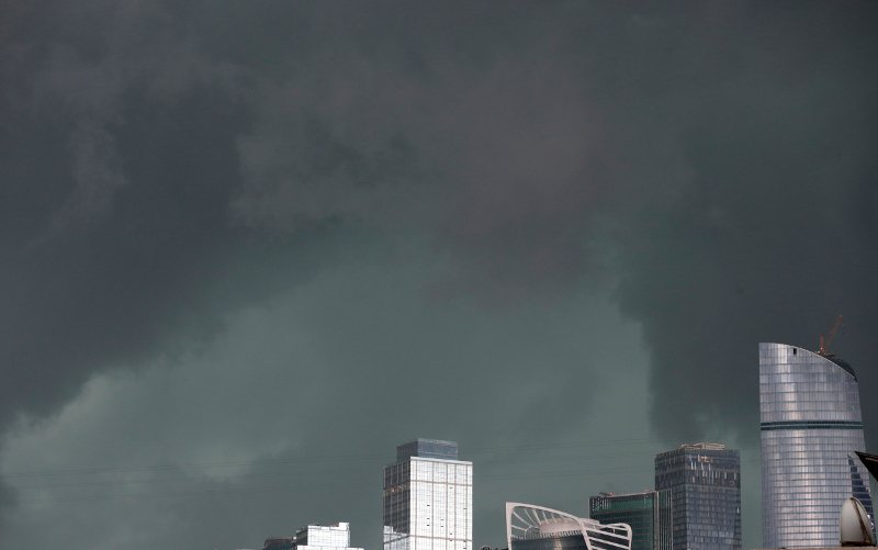 Χάος στη Μόσχα από την «καταιγίδα του αιώνα» -Βροχές και χαλάζι [εικόνες & βίντεο]  | iefimerida.gr 8