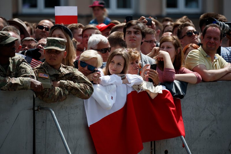 Τραμπ: «Διακυβεύεται ο δυτικός πολιτισμός» [εικόνες]  | iefimerida.gr 1