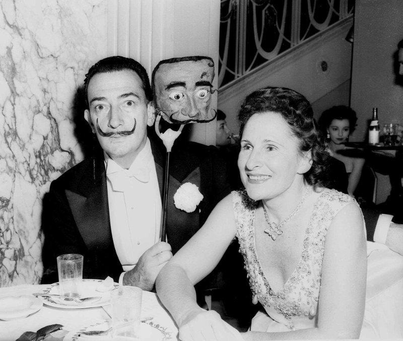 Το μουστάκι του Σαλβαντόρ Νταλί παρέμεινε αναλλοίωτο 28 χρόνια μετά τον θάνατό του | iefimerida.gr 0