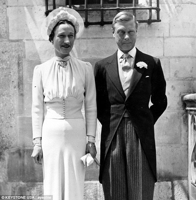 Εδουάρδος VIII, ο Bρετανός βασιλιάς που αγαπούσε τον Χίτλερ [εικόνες] | iefimerida.gr 8