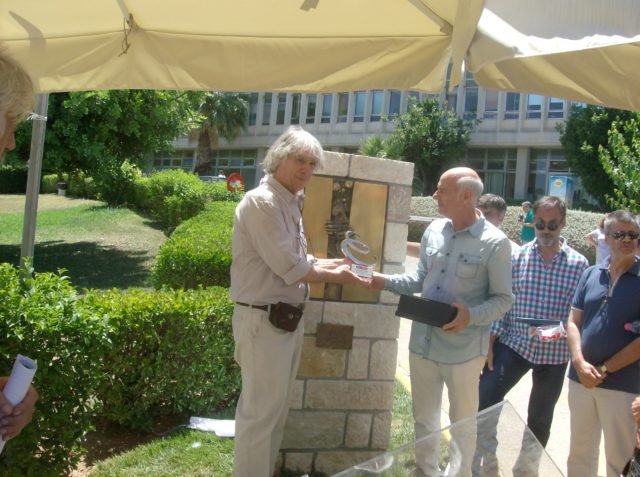 Τραγελαφικά σκηνικά Τσακνή και Ραχήλ: «Σκάσε επιτέλους -Είστε ξετσίπωτοι» [εικόνες & βίντεο] | iefimerida.gr 1