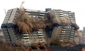 «Σπρώχτε ρε, όλοι να διοριστούμε!» -Το Twitter γελάει με το Μνημείο της ΕΡΤ [εικόνες] | iefimerida.gr 13