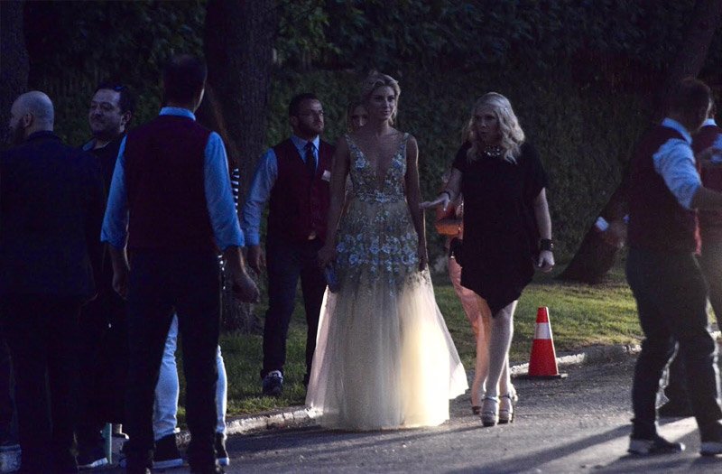 Γάμος Ρουβά-Ζυγούλη: Ολη η σόουμπιζ ήταν εκεί -Οσκαρικές τουαλέτες και πόζες στην έπαυλη Βαρδινογιάννη [εικόνες] | iefimerida.gr 24