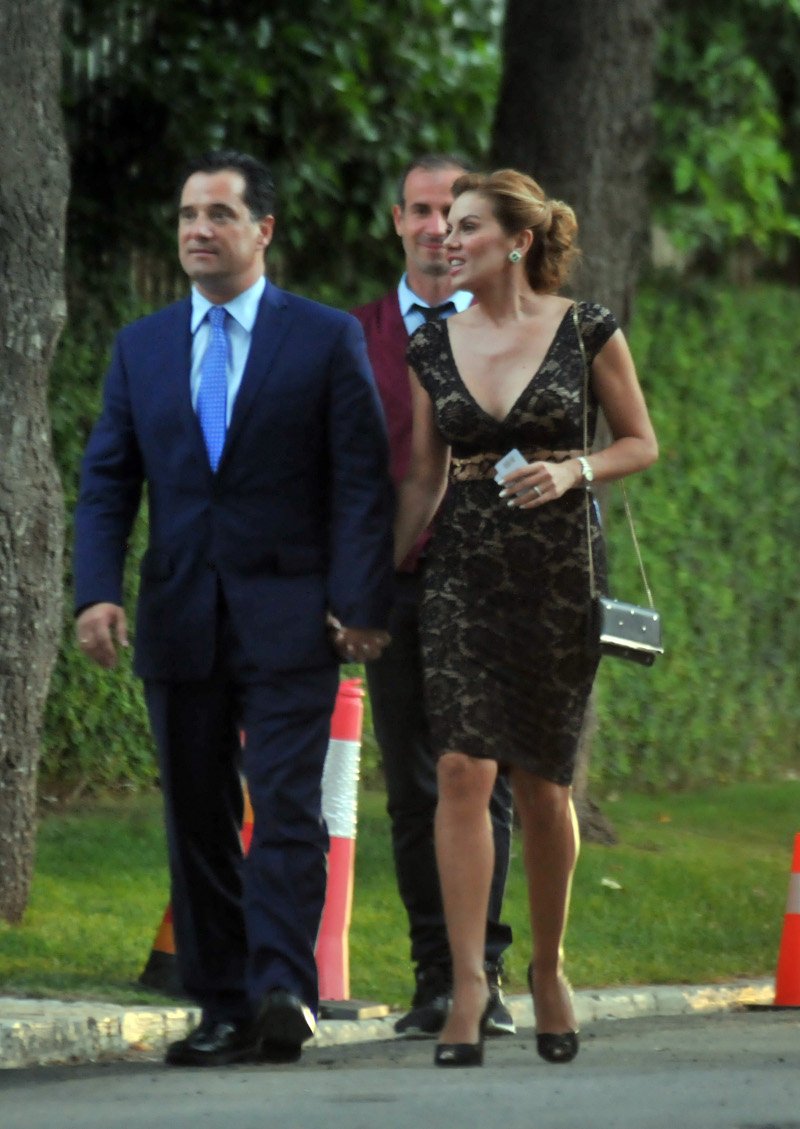 Γάμος Ρουβά-Ζυγούλη: Ολη η σόουμπιζ ήταν εκεί -Οσκαρικές τουαλέτες και πόζες στην έπαυλη Βαρδινογιάννη [εικόνες] | iefimerida.gr 20