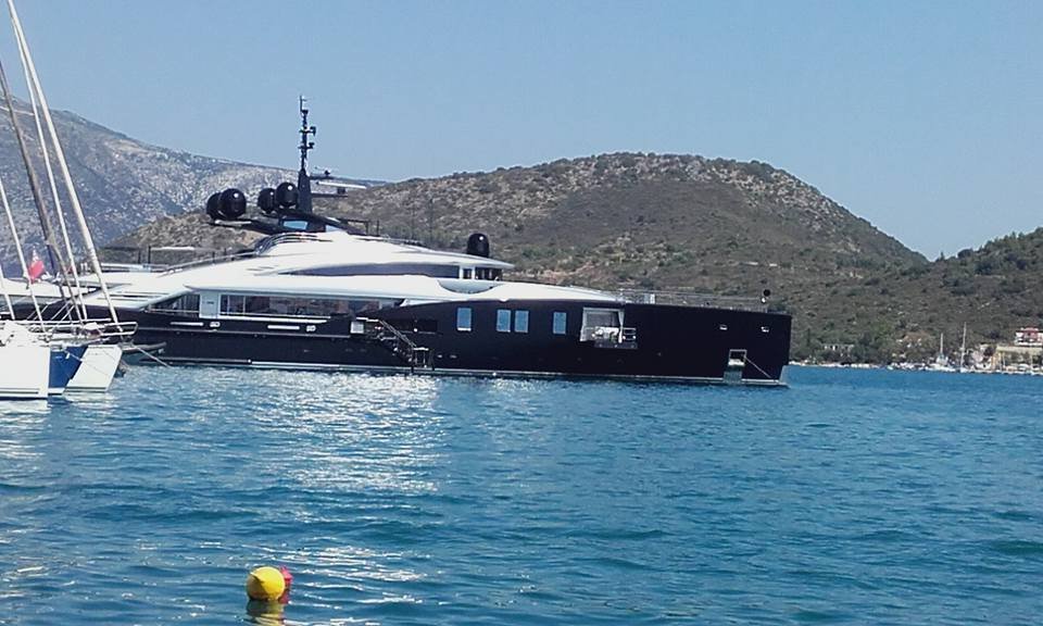 Η Γιάννα Αγγελοπούλου στην Ιθάκη με το νέο, εντυπωσιακό της γιοτ [εικόνες] | iefimerida.gr 2