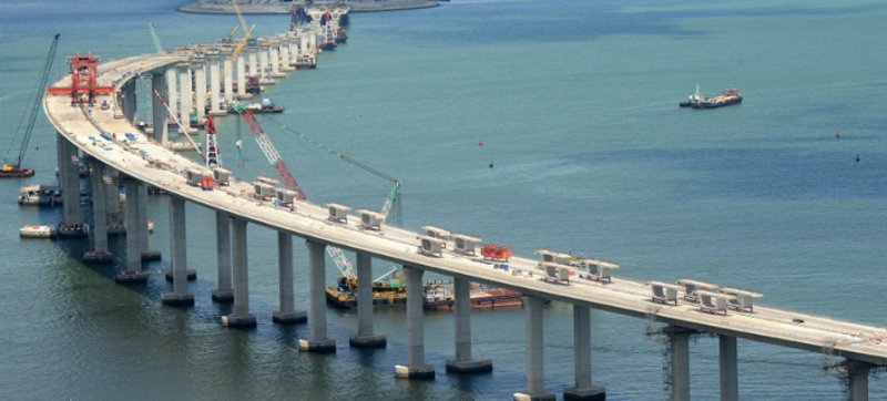Εντυπωσιακό: Ολοκληρώθηκε το κεντρικό τμήμα της μακρύτερης θαλάσσιας γέφυρας στον κόσμο, μήκους 55 χλμ. [εικόνες] | iefimerida.gr 0