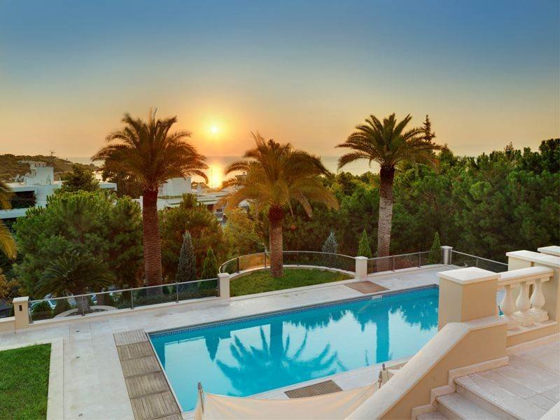 Αυτή η βίλα στο Καβούρι πωλείται για 17 εκατ. ευρώ [εικόνες] | iefimerida.gr 12