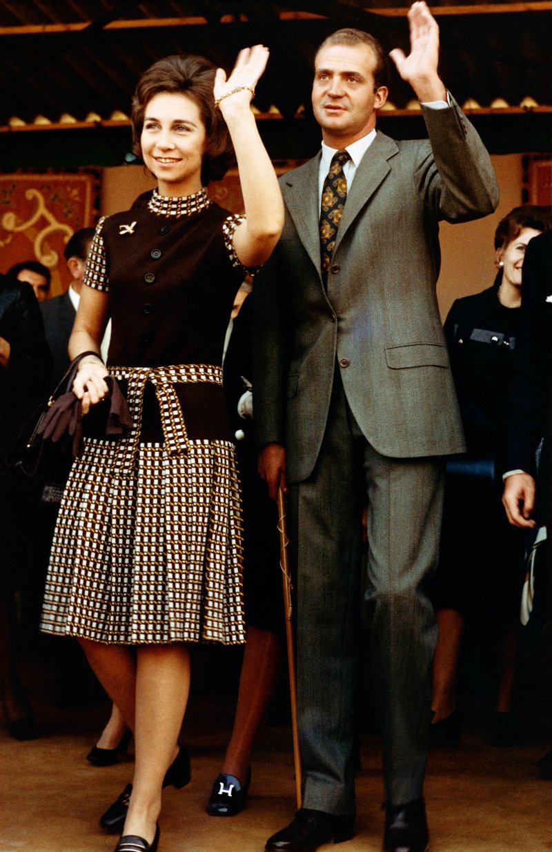 Νέο βιβλίο-φωτιά για τον βασιλιά Χουάν Κάρλος: Αδίστακτος, αυταρχικός, σεξουαλικό αρπακτικό -Οι 5.000 ερωμένες του και η περιπέτεια με την Νταϊάνα [εικόνες] | iefimerida.gr 0